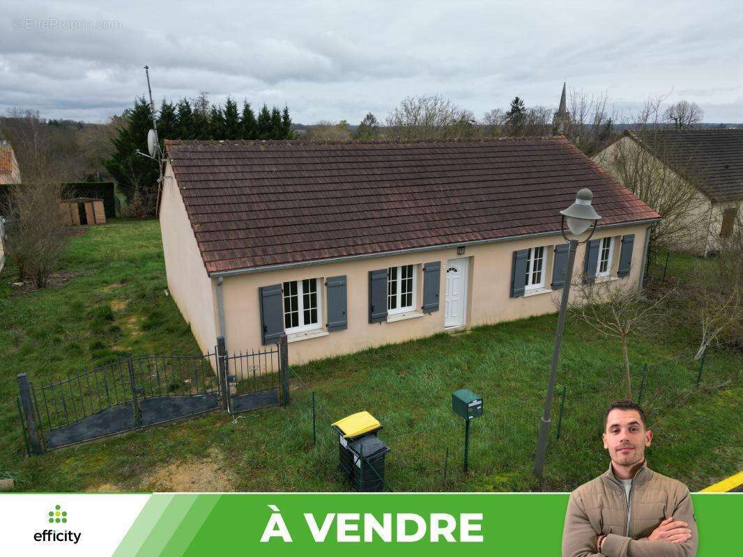 Maison à CHENEVELLES