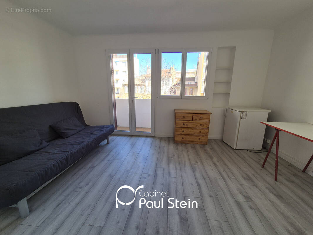 Appartement à MARSEILLE-4E