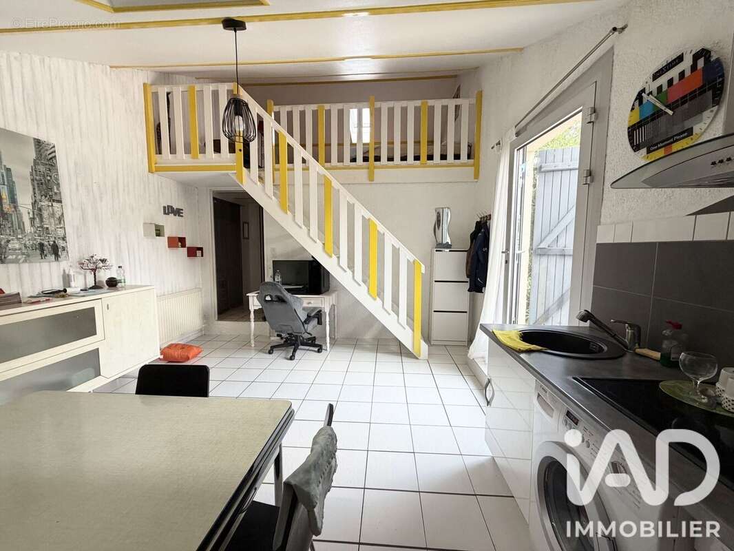 Maison 198 m² à Feytiat  - photo 9