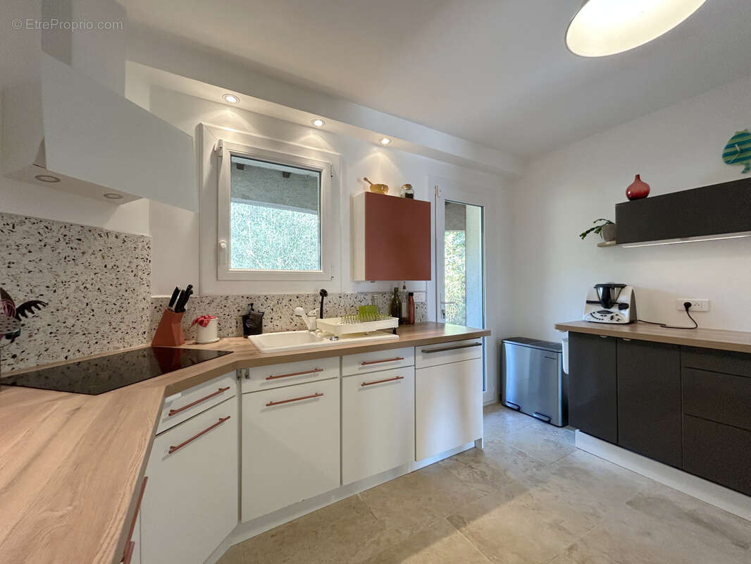 Maison à LEZIGNAN-CORBIERES