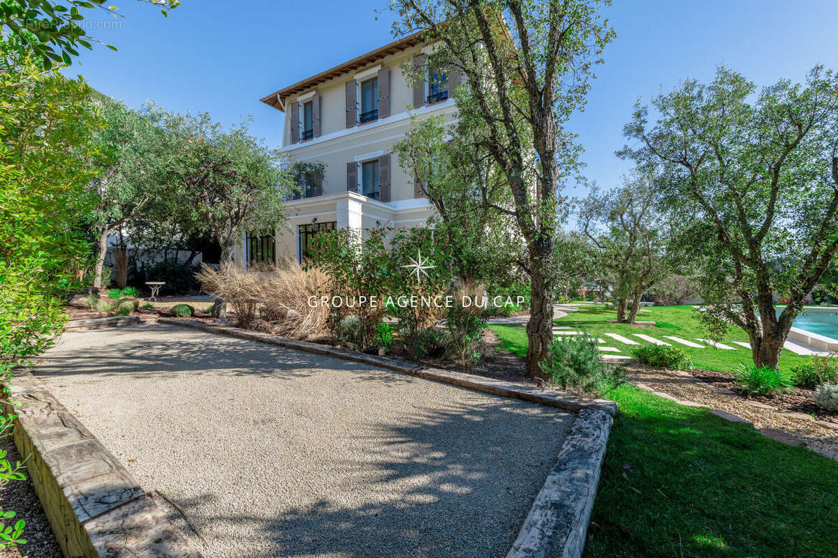 Maison à SAINT-RAPHAEL