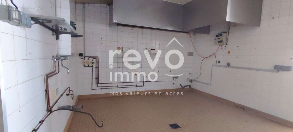 Commerce à LA CHEVROLIERE