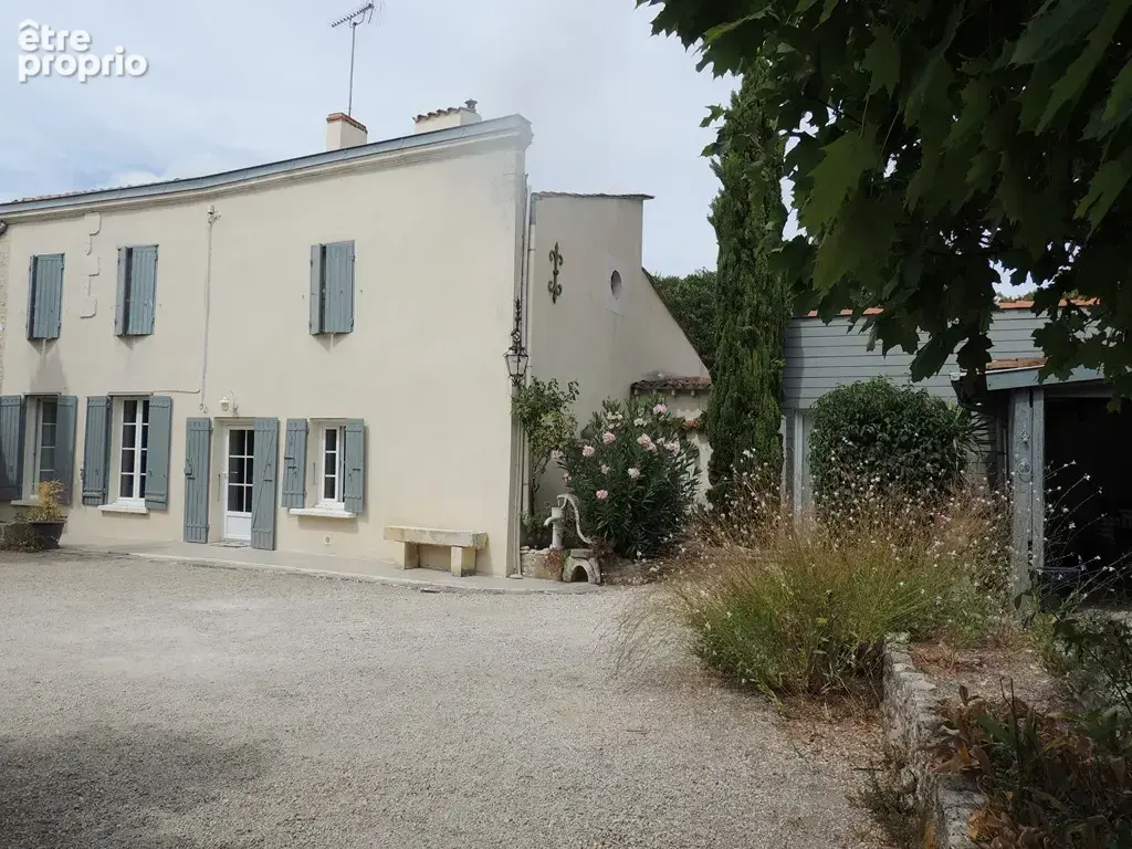 Maison à AYTRE