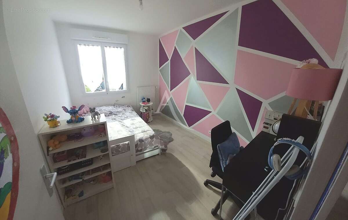 Maison à SAINT-ETIENNE-DE-MONTLUC