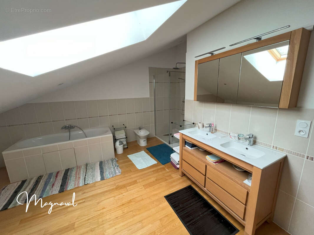 Maison à BEAUMONT-DE-LOMAGNE