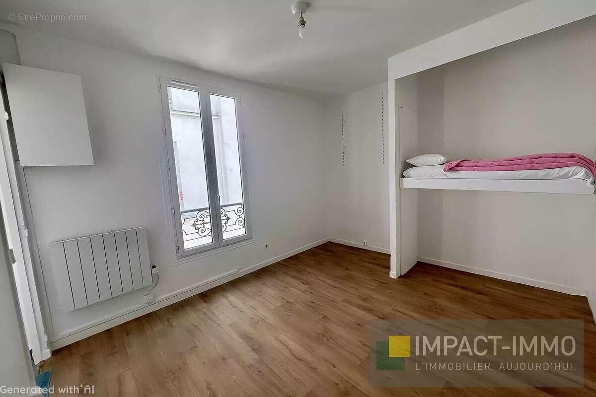 Appartement à PARIS-18E