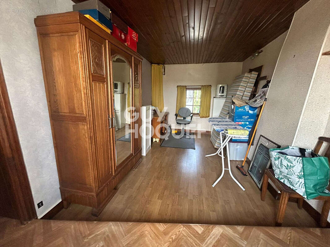 Maison 320 m² à Bethisy-Saint-Pierre  - photo 6