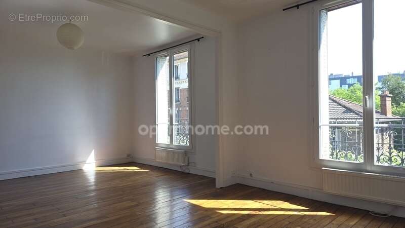 Appartement à CHOISY-LE-ROI