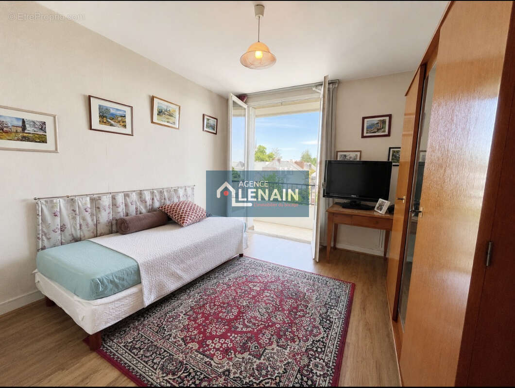 Cholet centre   Appartement avec balcon, parking privatif - photo 5