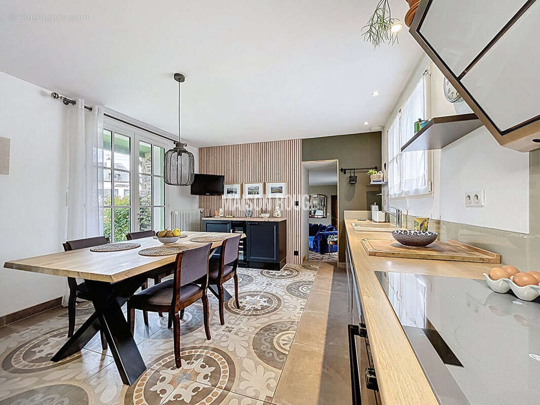 Maison à DOL-DE-BRETAGNE