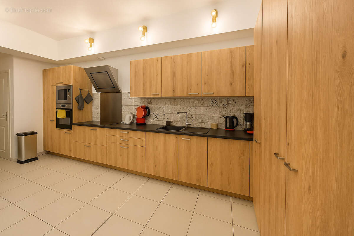 Appartement à MARSEILLE-6E