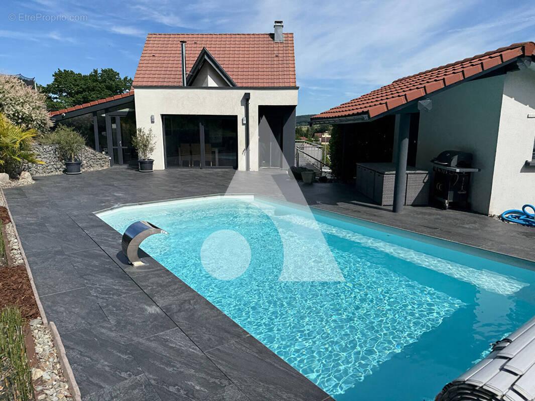 Maison à DELLE