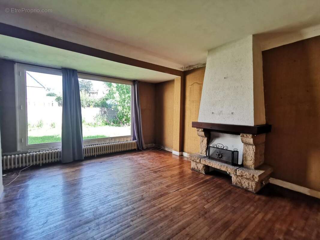 Maison à PONTRIEUX