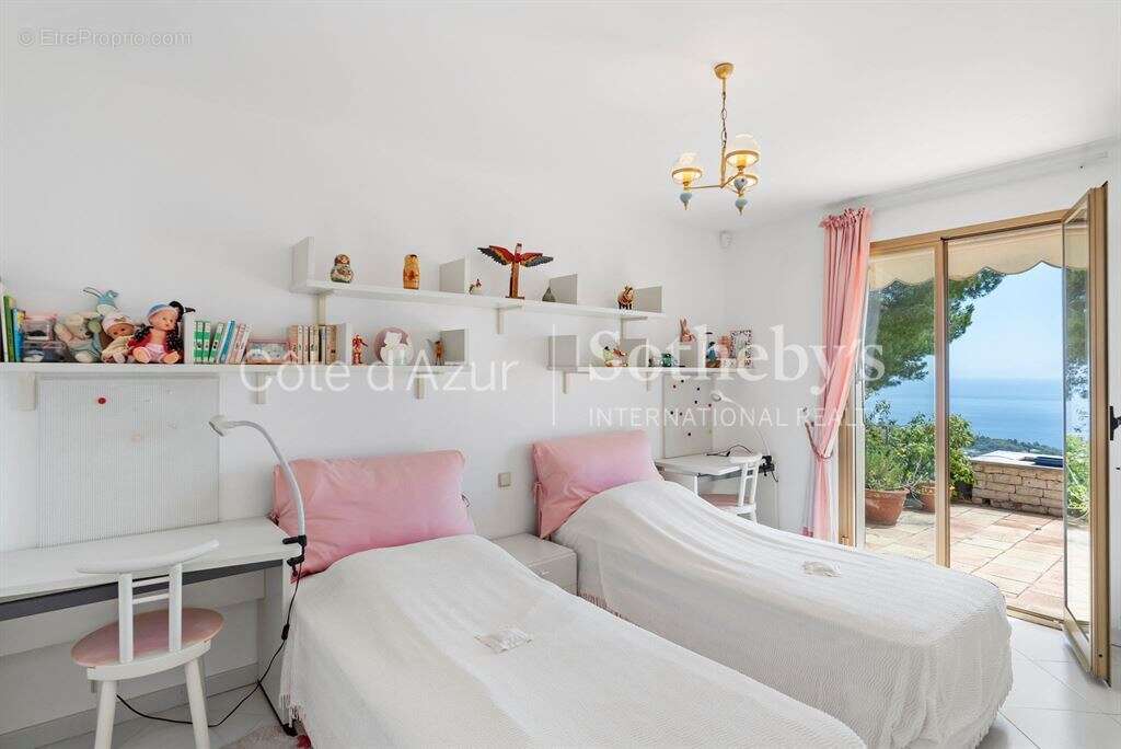 Maison à ROQUEBRUNE-CAP-MARTIN