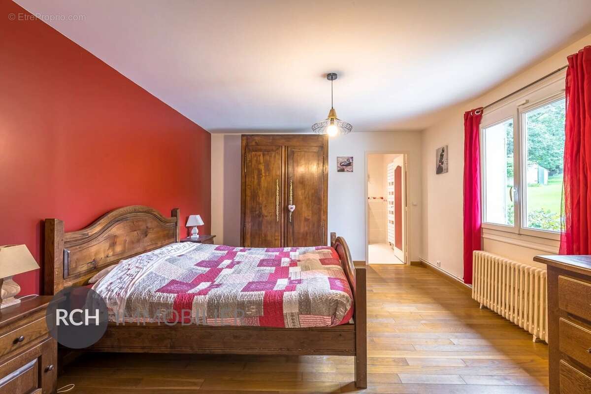 Maison à MONTFORT-L&#039;AMAURY