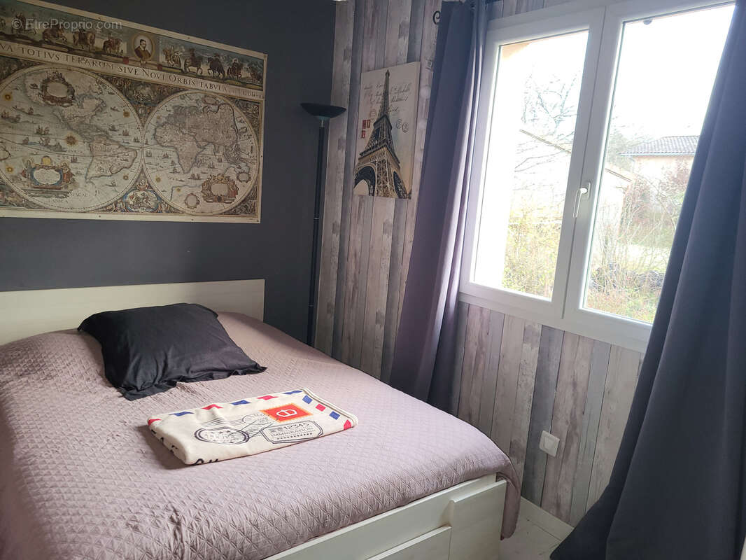 Maison à CASTERA-VERDUZAN