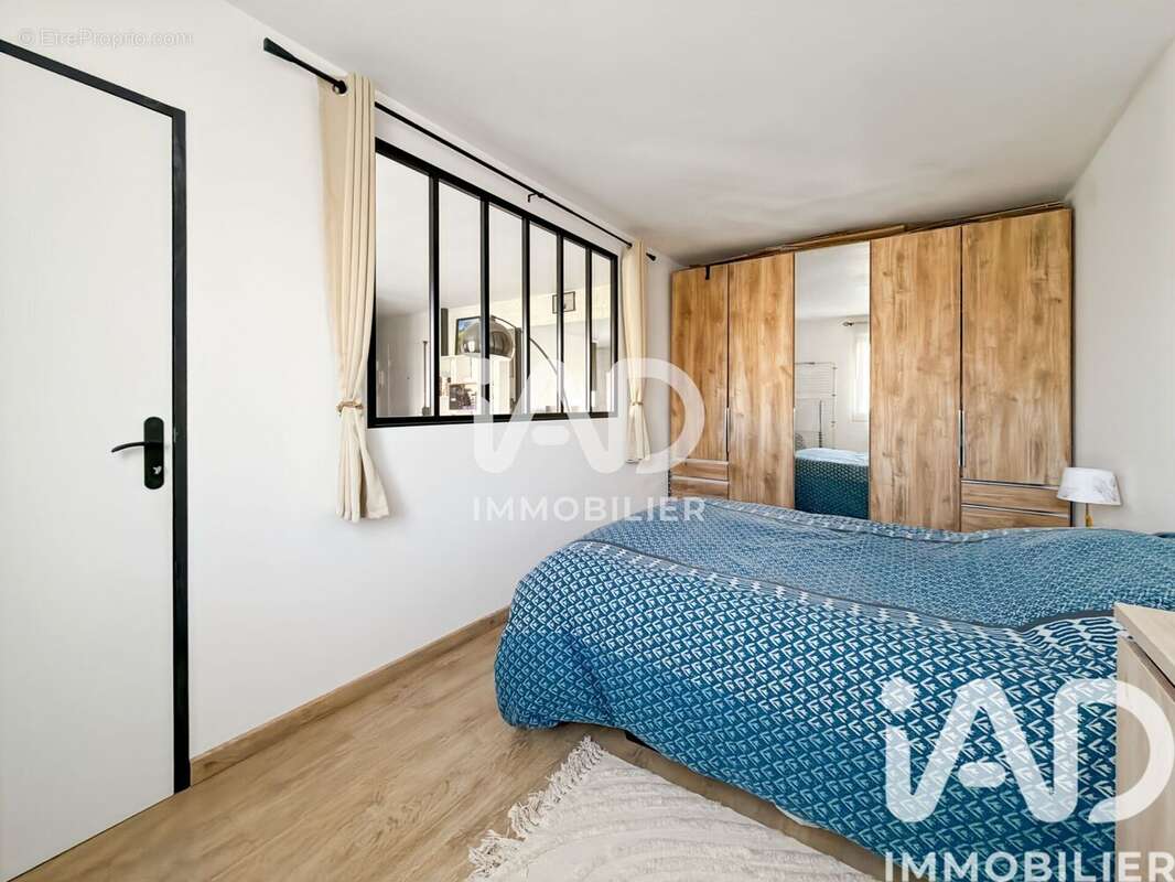 Photo 6 - Appartement à BUSSY-SAINT-GEORGES