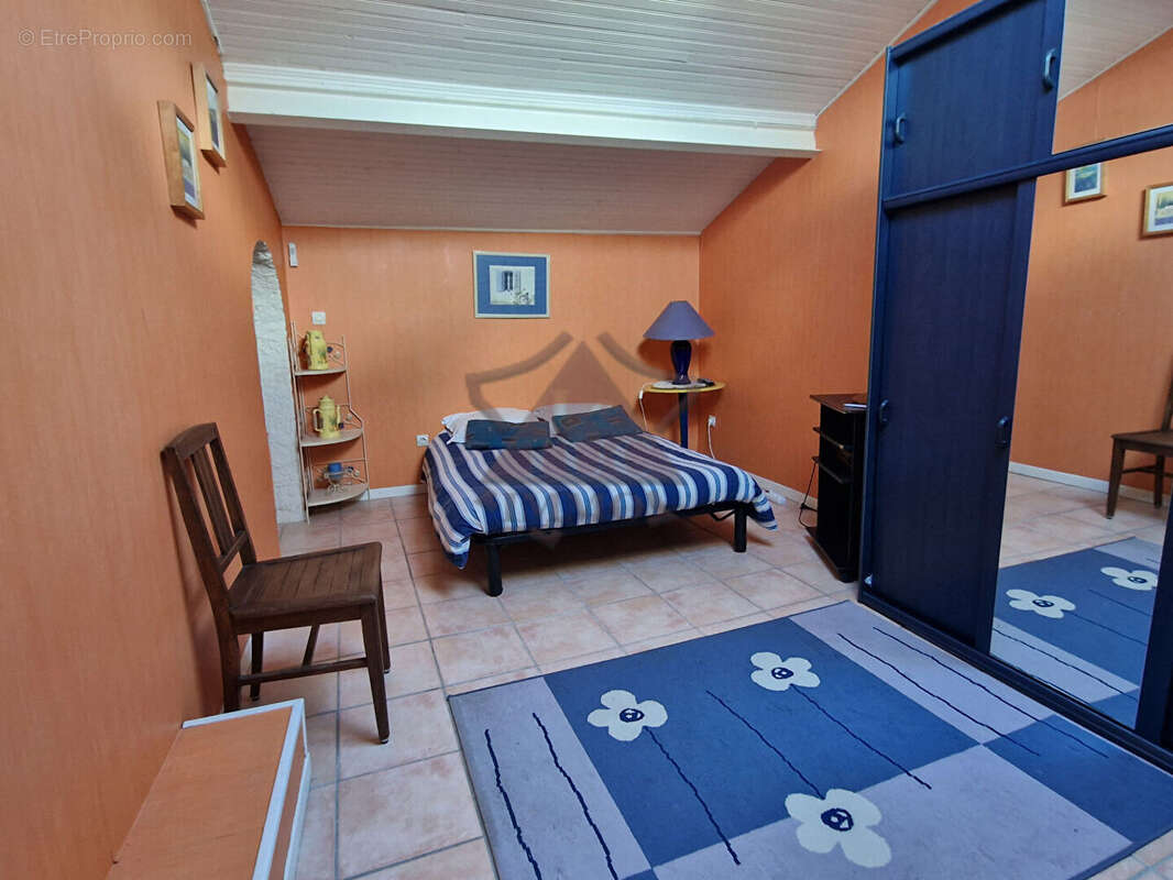 Maison en pierres avec hangar et piscine - photo 12
