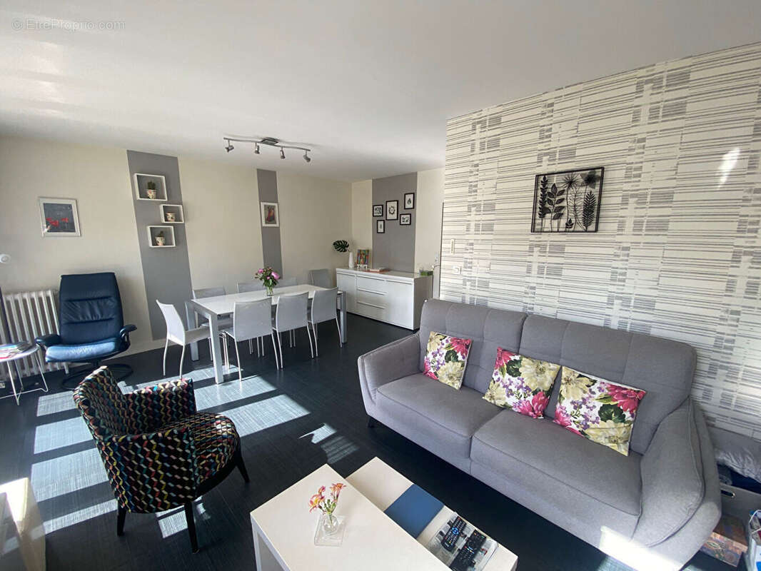 Appartement à LAVAL