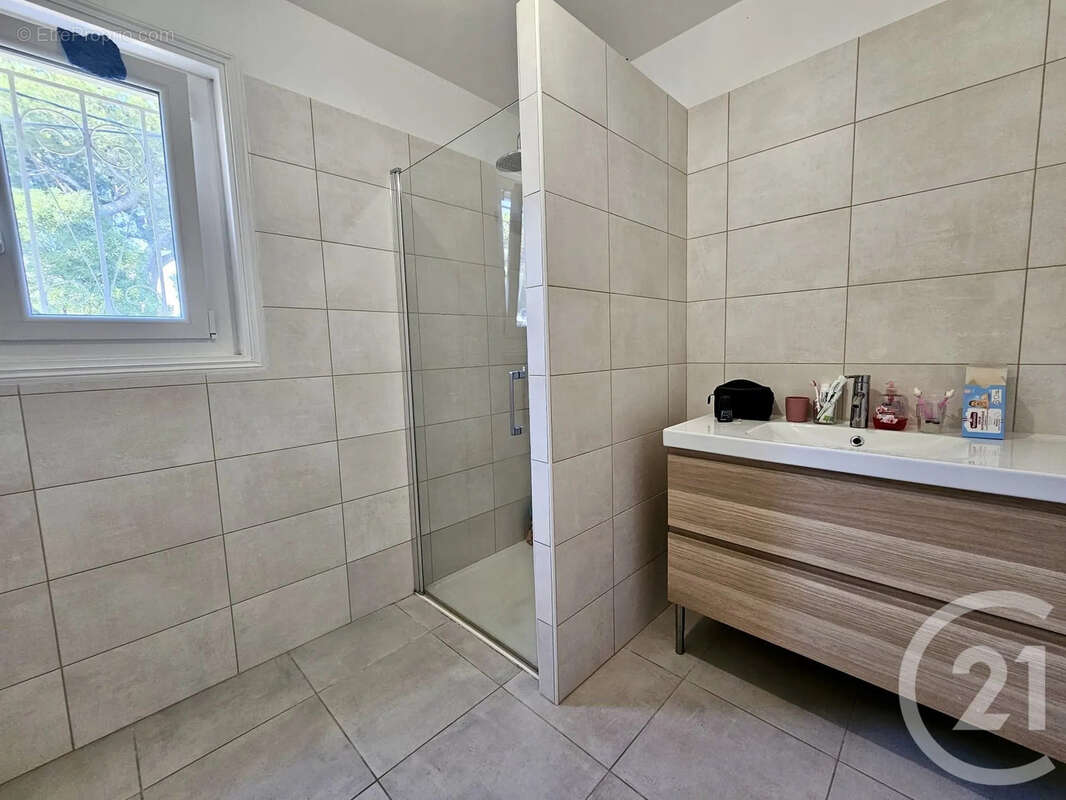 Maison à SIX-FOURS-LES-PLAGES