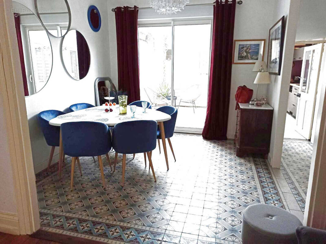 Maison  avec cour en vente quartier Bénédictine à deux pas de la mer et des commerces à pieds - photo 4