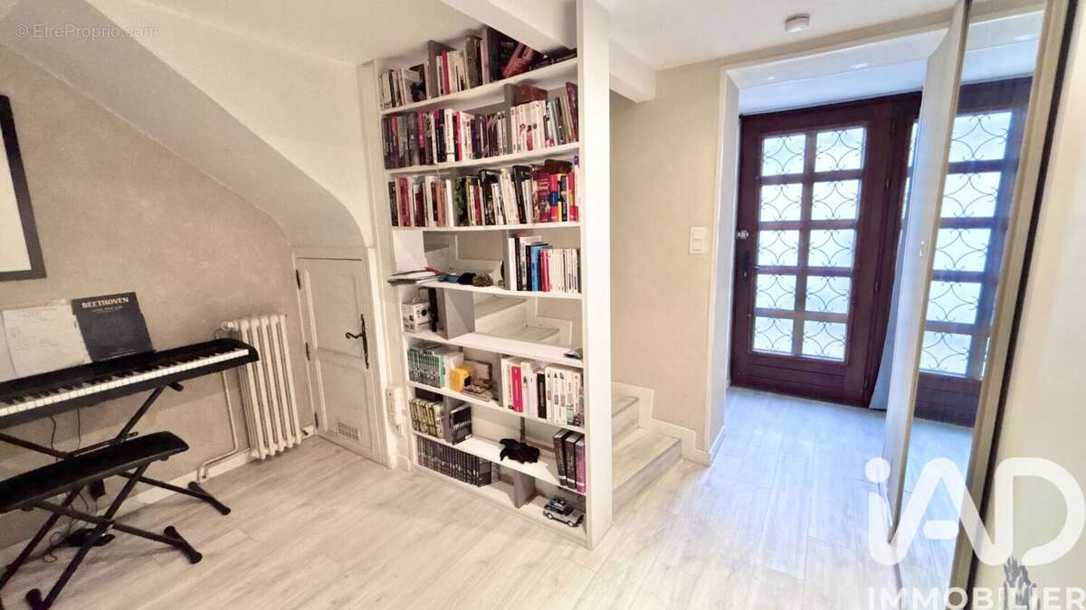 Photo 3 - Maison à SAINT-ETIENNE