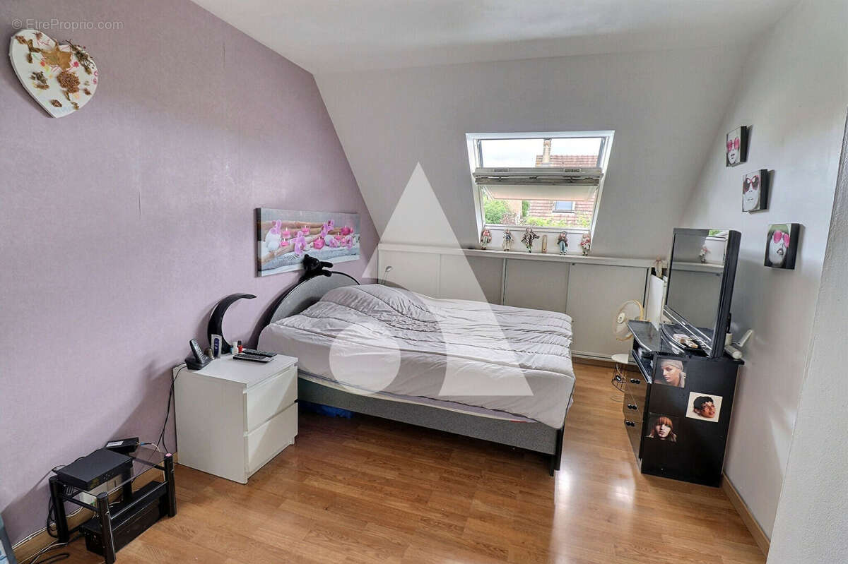 Maison à SAINT-OUEN-L'AUMONE