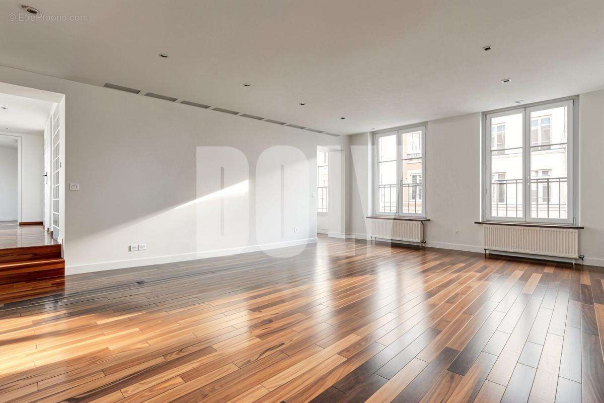 Appartement à PARIS-12E