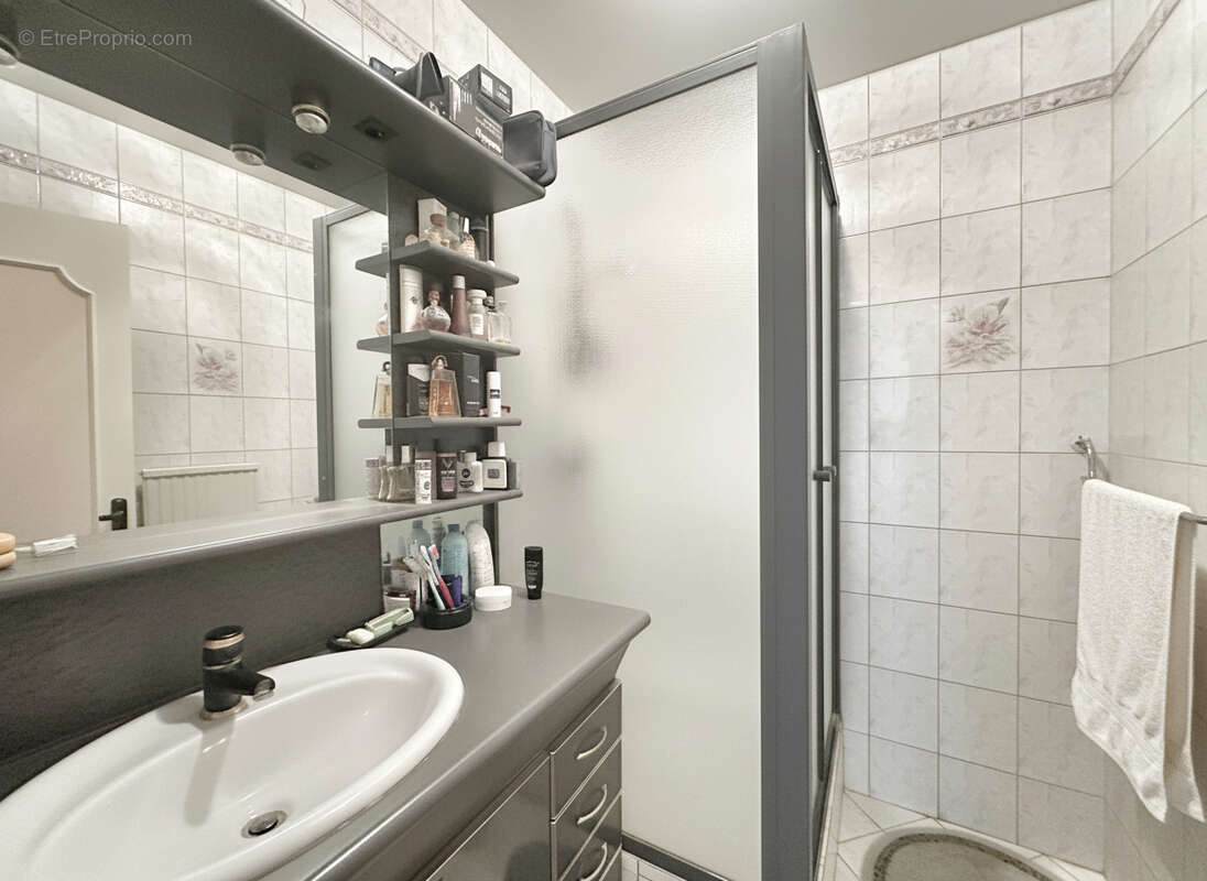 Appartement à CORBEIL-ESSONNES
