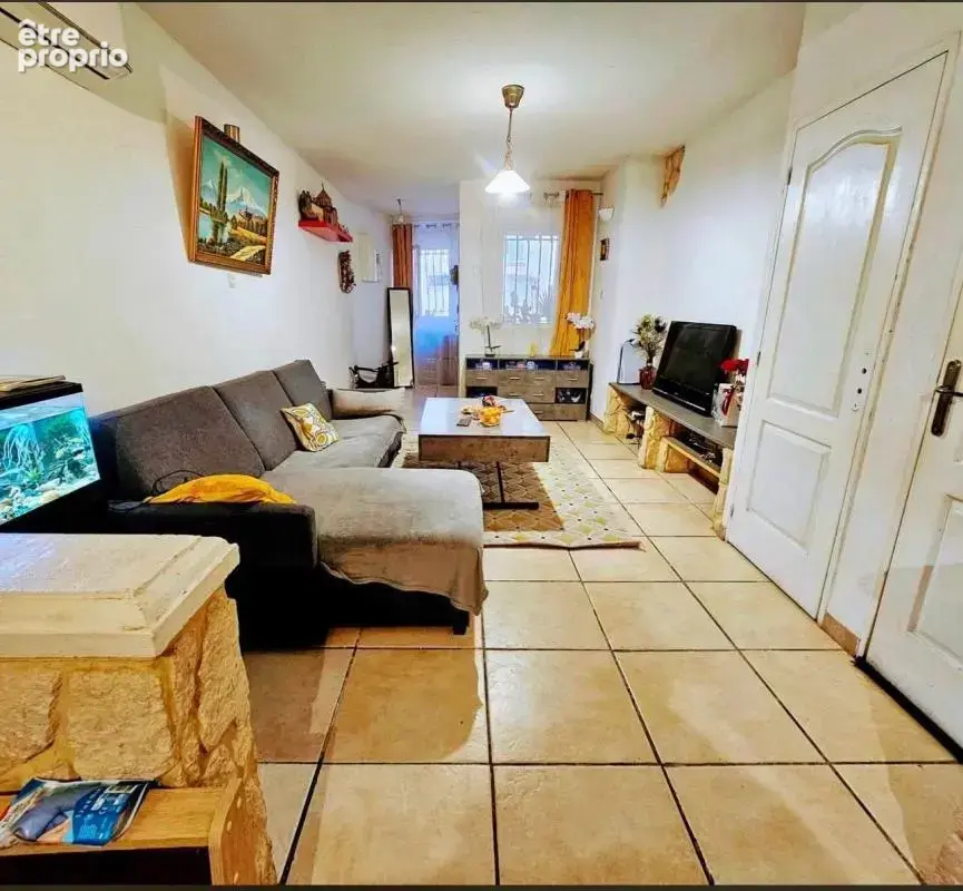 Appartement À Vendre T3 78M² RDC - photo 3
