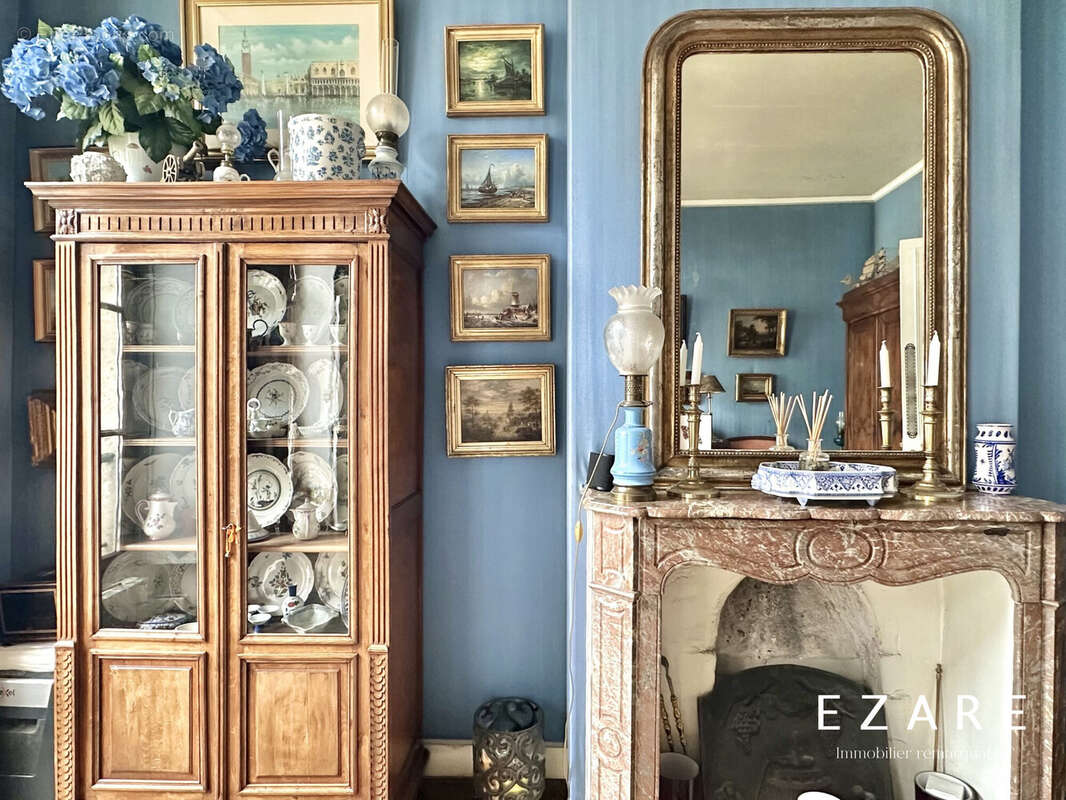 Appartement à PARIS-3E