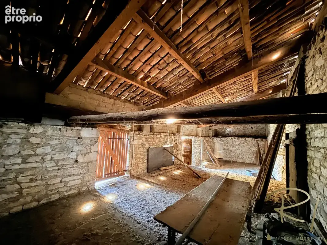 Ensemble immobilier au coeur du village de Barjac - photo 3