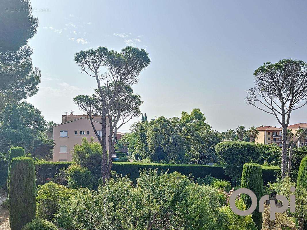 Appartement à FREJUS