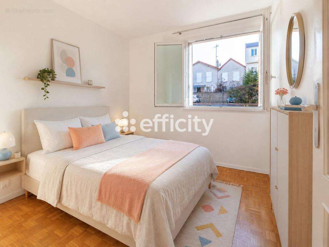 Appartement à COLOMBES