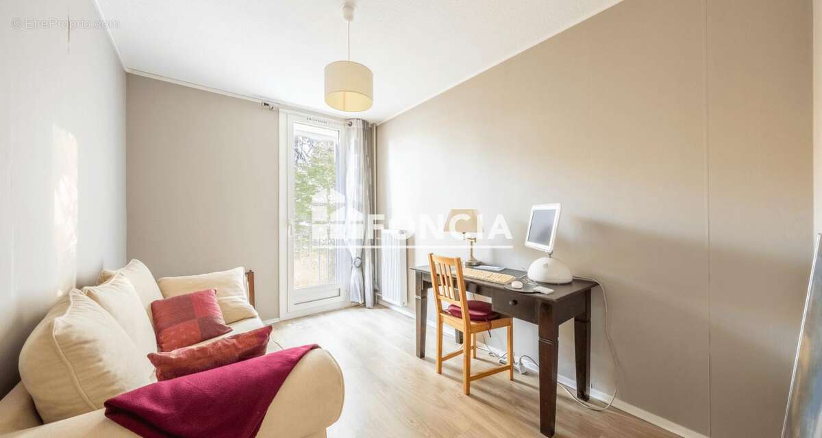 T3 coup de cœur rénové – Balcon, rangements et belles prestations - photo 6
