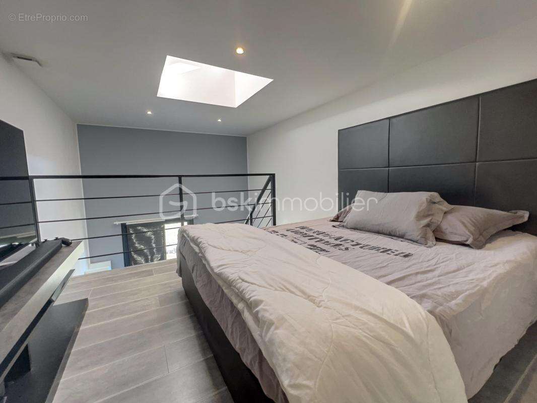 Maison à CAUMONT-SUR-DURANCE