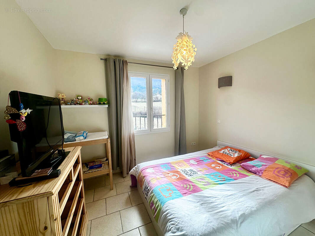 Maison à LES OMERGUES