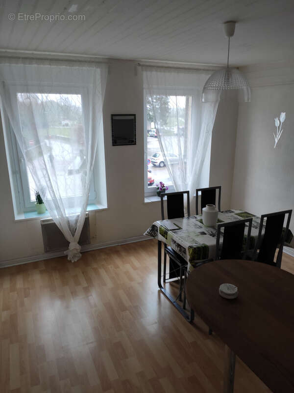 Appartement à DELME