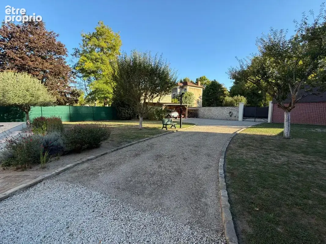 Auvers-sur-oise - exclusivité - maison 245m² sur terrain de 1623m² - 5 chambres - dépendance indépendante - photo 15