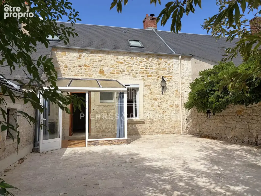 Photo Maison à Saint-Amand-Montrond au prix de 119 000€