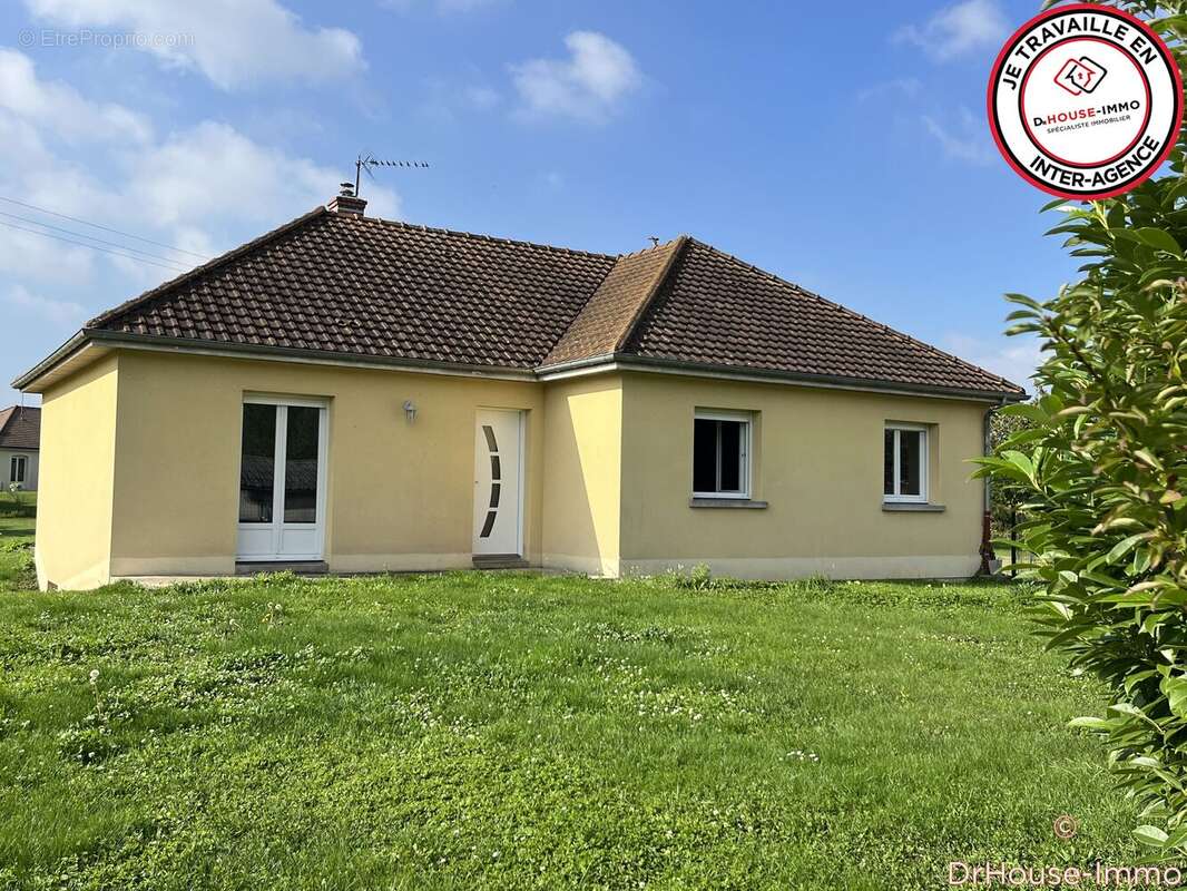 Maison à NOZAY
