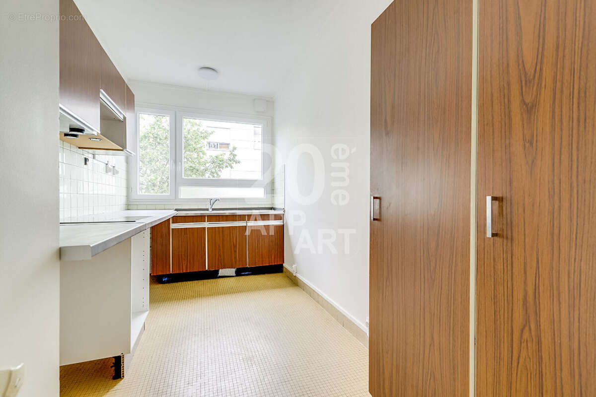 Appartement à PARIS-20E