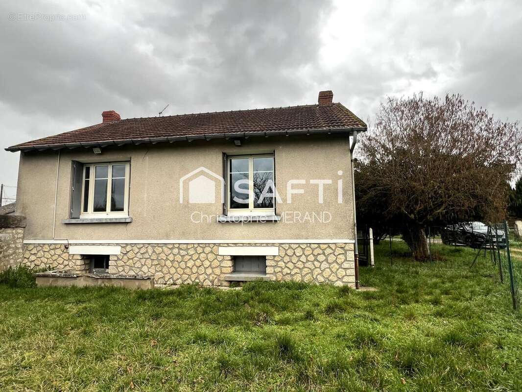 Photo 2 - Maison à DANGE-SAINT-ROMAIN