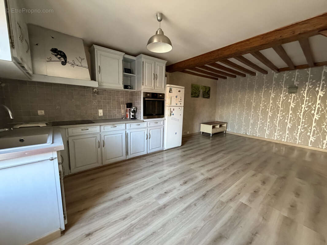 Maison de Bourg avec Garage - photo 3