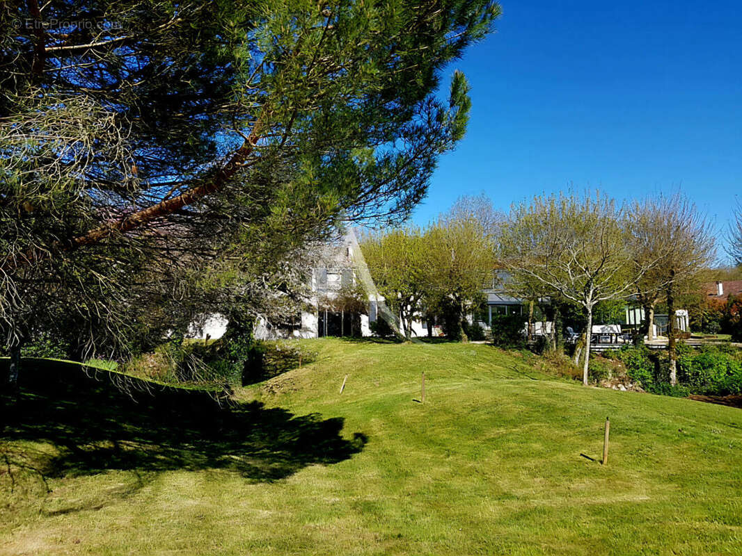 Demeure de prestige en Charente Maritime - photo 3