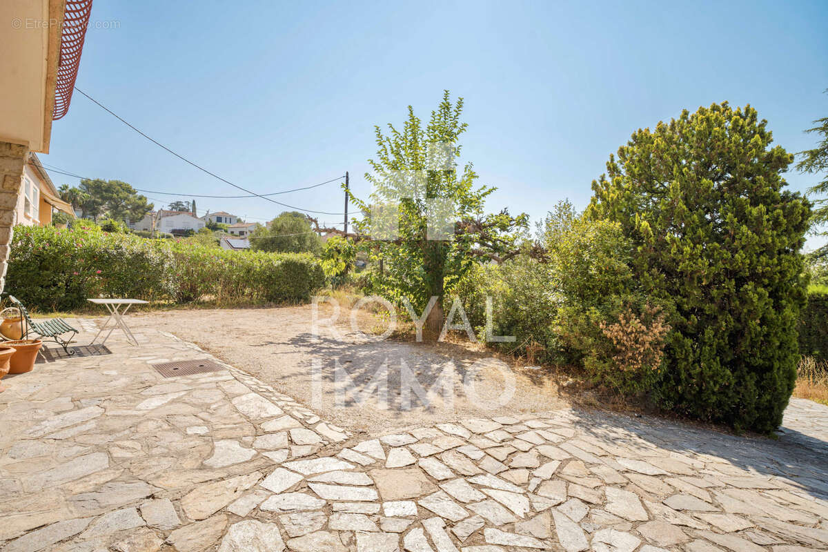 Maison à LA GARDE