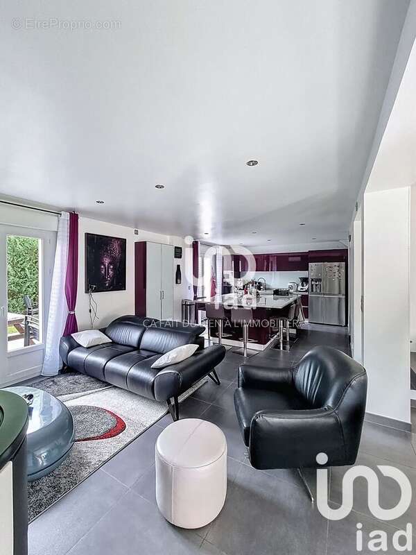 Photo 3 - Maison à BRIE-COMTE-ROBERT