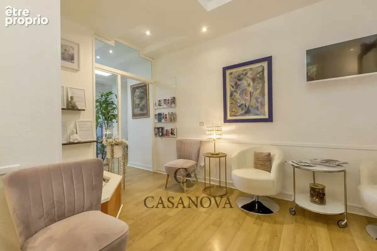 Appartement 130 m² avec balcon et ascenseur  Montpellier Comédie Profession Libérale - photo 7