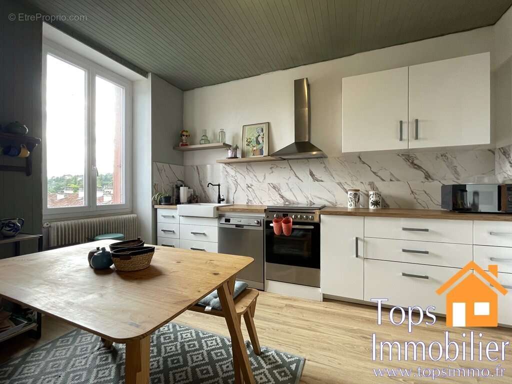 Maison à VILLEFRANCHE-DE-ROUERGUE