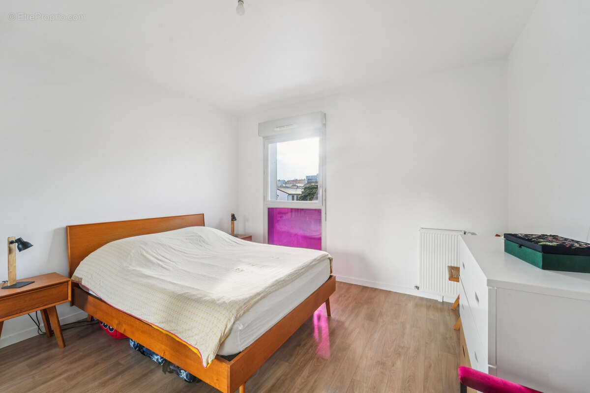 Appartement à IVRY-SUR-SEINE